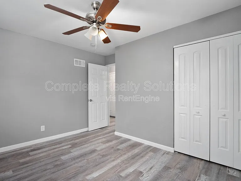 50 Lynn Meadows Ln — Photo 16