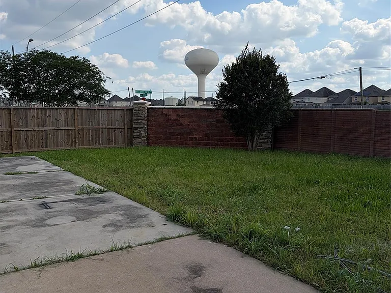 7214 Crescent Mills Dr — Photo 24