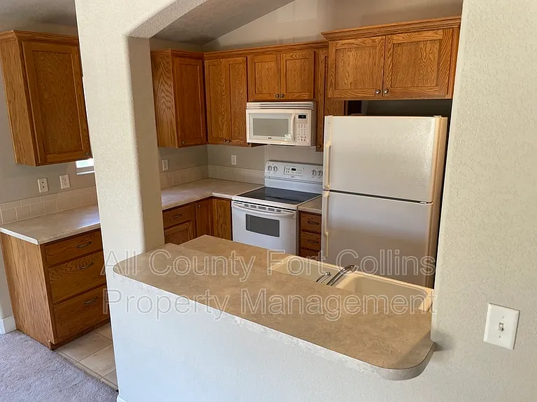 5775 W 29th St #710 — Photo 6