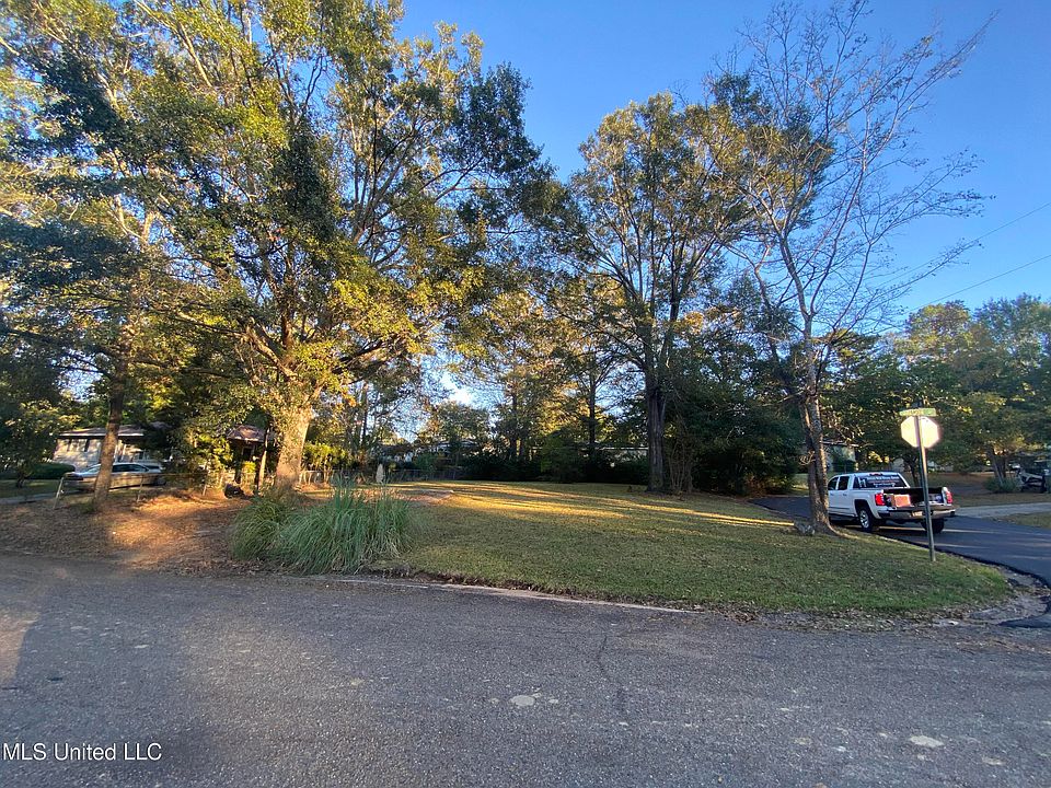 2nd image of 4106 Shelton St #30