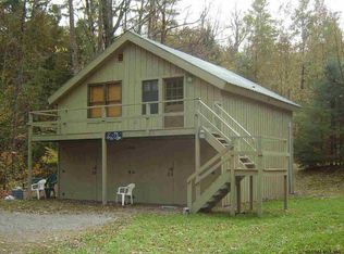 11 Robinson Dr, Schroon Lake, NY 12870