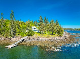 250 Davis Point Rd, Cushing, ME 04563