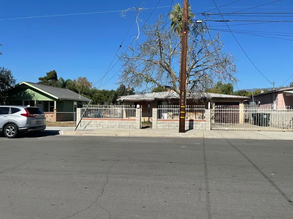 1688 W Union St, San Bernardino, CA 92411