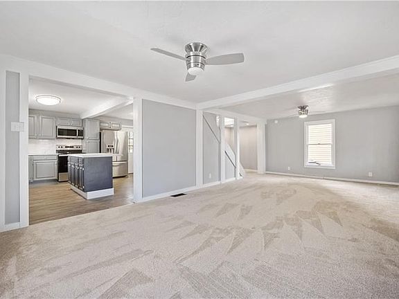 5th image of 415 Buckeye St