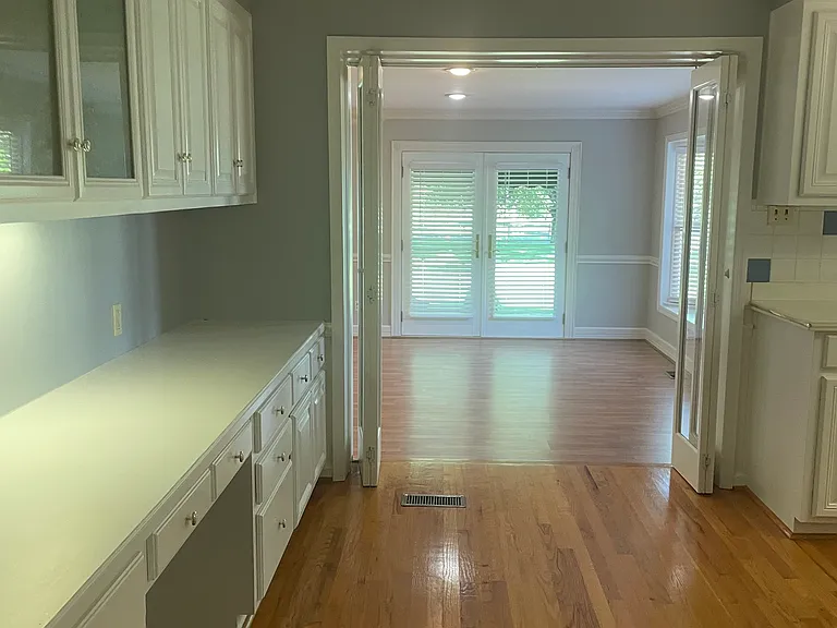 3232 Washington Rd — Photo 9