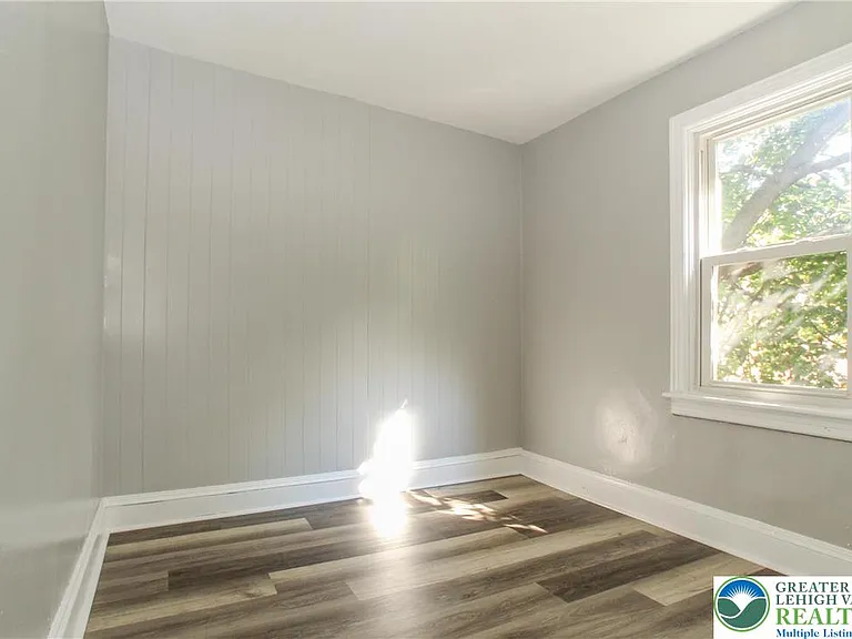 35 N 7th St — Photo 14