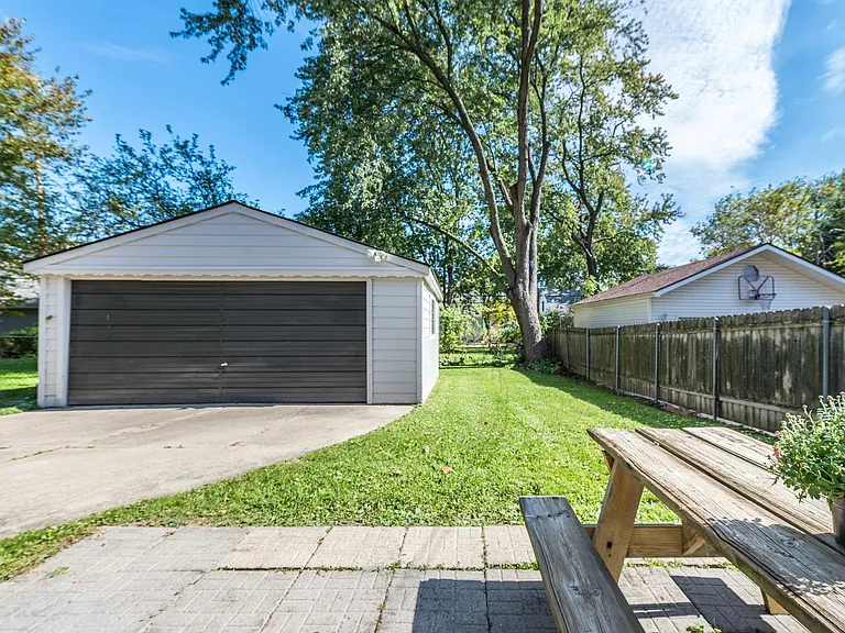 3048 Thomas Ave — Photo 15