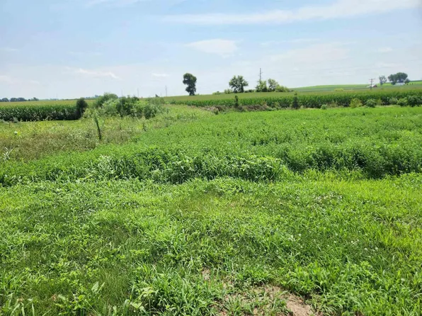 860 Valley Road #15, Dane, WI 53529