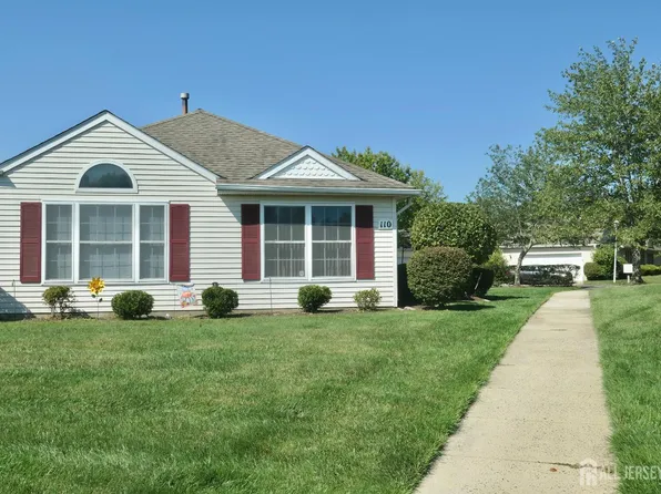 110 Waterside Blvd, Monroe Township, NJ 08831