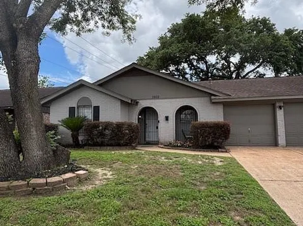 3903 Glenn Ricki Dr, Houston, TX 77045