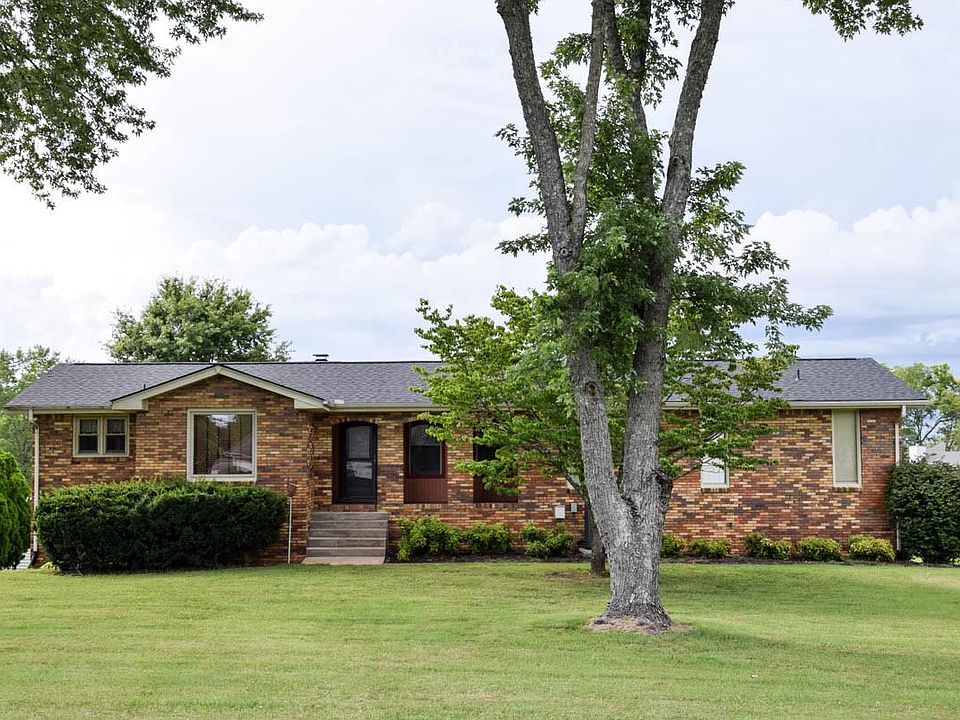 1st image of 126 Lori Lee Dr