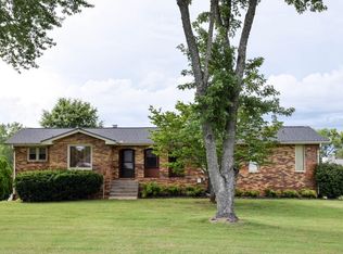 126 Lori Lee Dr, Gallatin, TN 37066