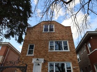 5048 W Henderson St #2R, Chicago, IL 60641