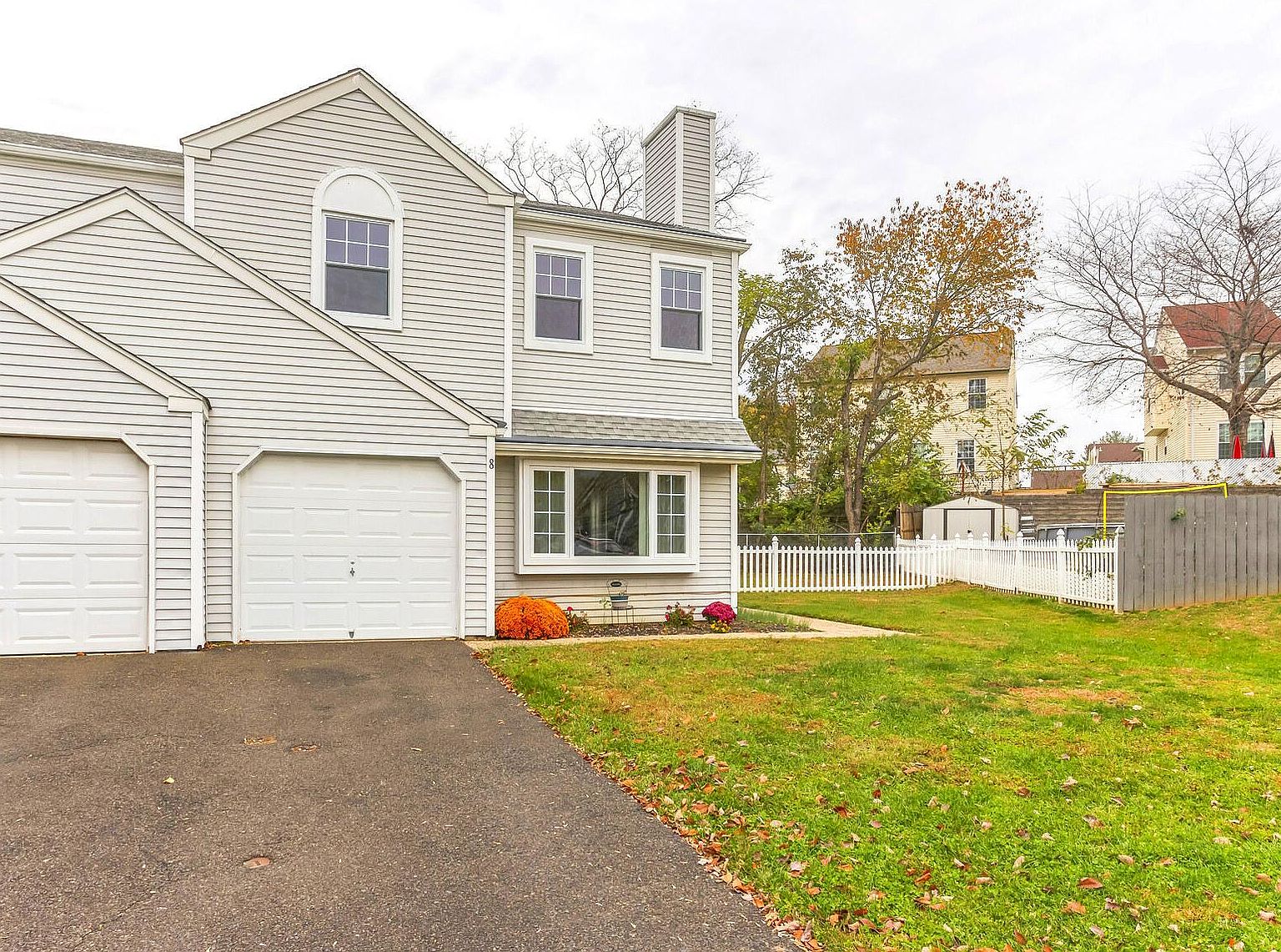 8 Country Lane Way, Philadelphia, PA 19115 Zillow