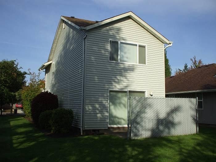 2nd image of 5250 Alpha St SE