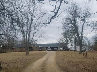 123 Taylor Rd, Ash Flat, AR 72513