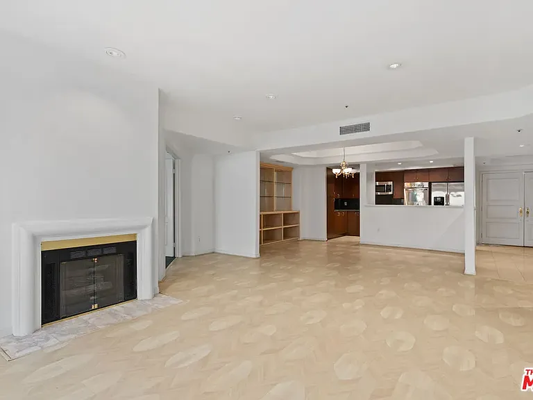 11690 Montana Ave #103 — Photo 3
