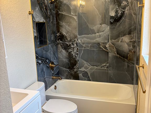 5th image of 2218 Ames St