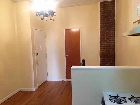 Rented by Mason Real Estate | media 21