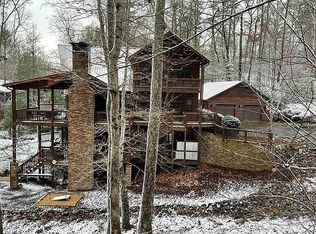 22 Star Dr, Morganton, GA 30560