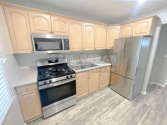 5th image of 4059 Kansas St APT 5