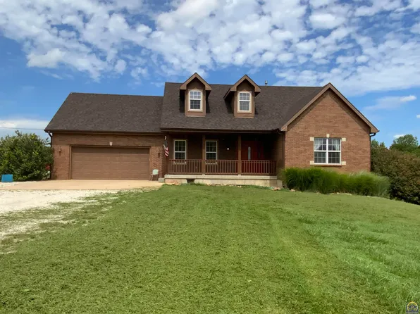 18424 102nd Rd, Meriden, KS 66512