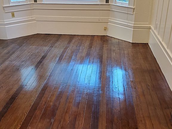 3rd image of 1667 Haight St APT 307