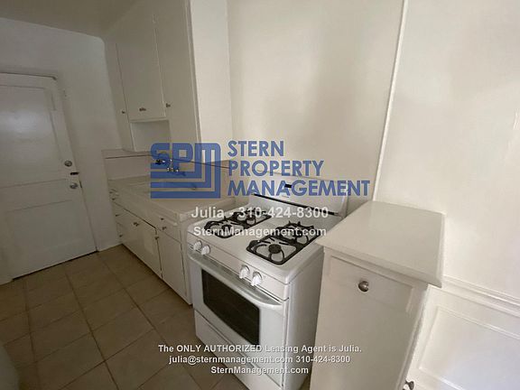 5th image of 346 N Palm Dr #1