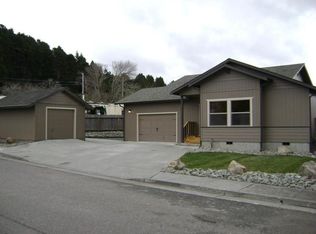 3638 Tami Dr, Fortuna, CA 95540