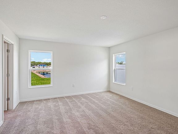 Secondary bedroom