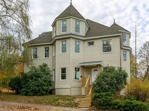 20 Columbus St, Worcester, MA 01603