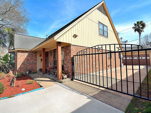 3rd image of 5538 Whispering Creek Way