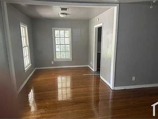 2806 Morningside Dr — Photo 4
