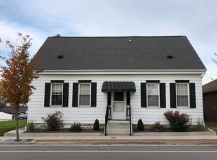 218 S Main St APT B, Columbia, IL 62236