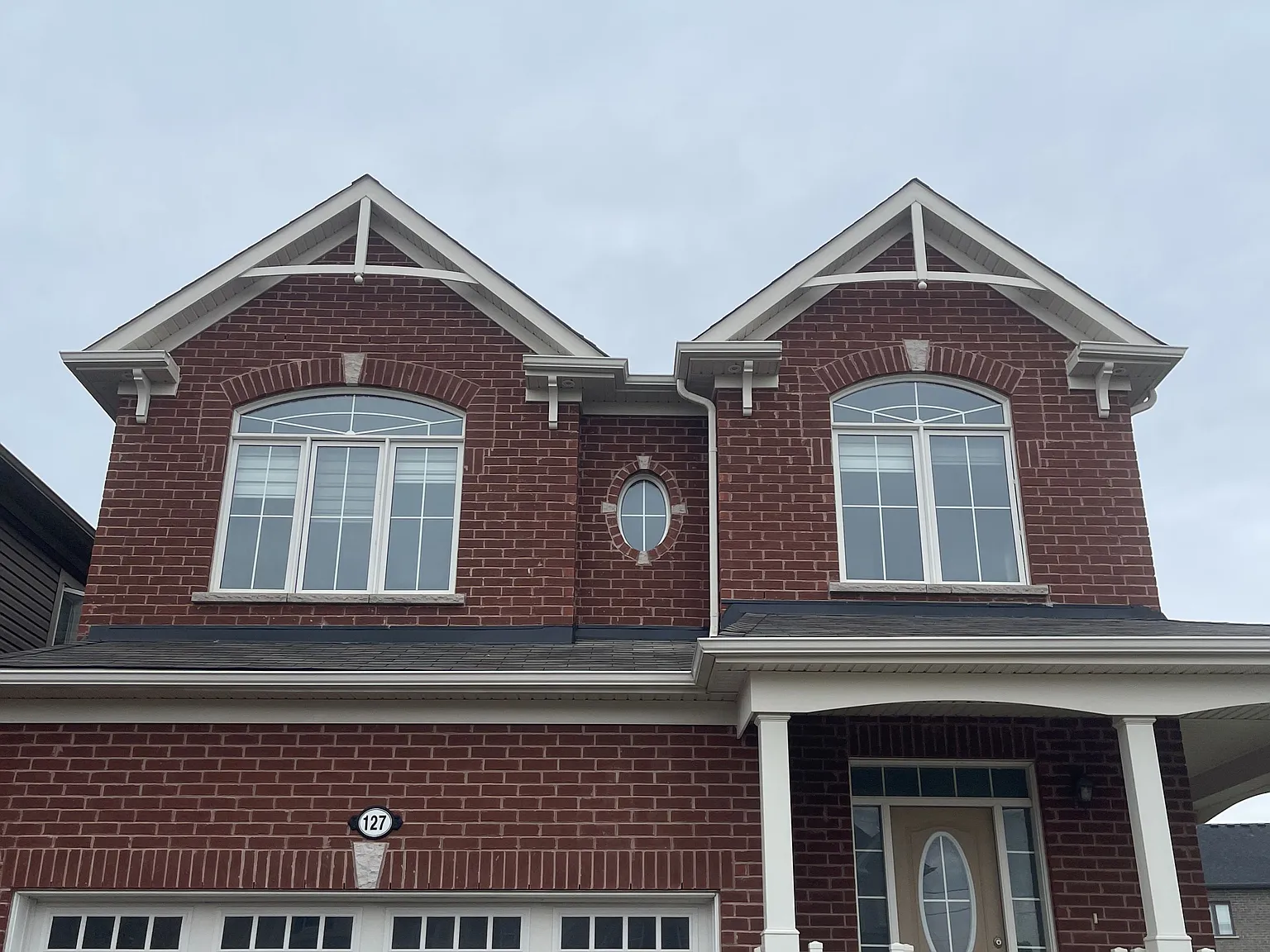 4 bed, $3,100 — Photo 1