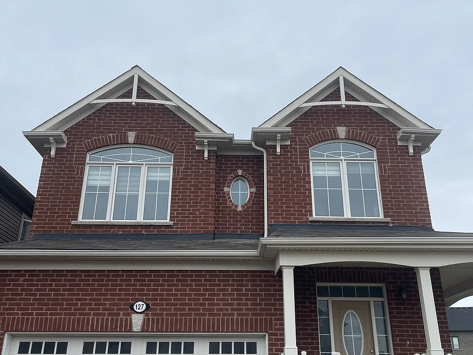127 Watermill St W