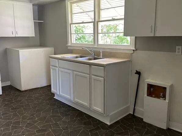 360 Farley St, Spartanburg, SC 29303