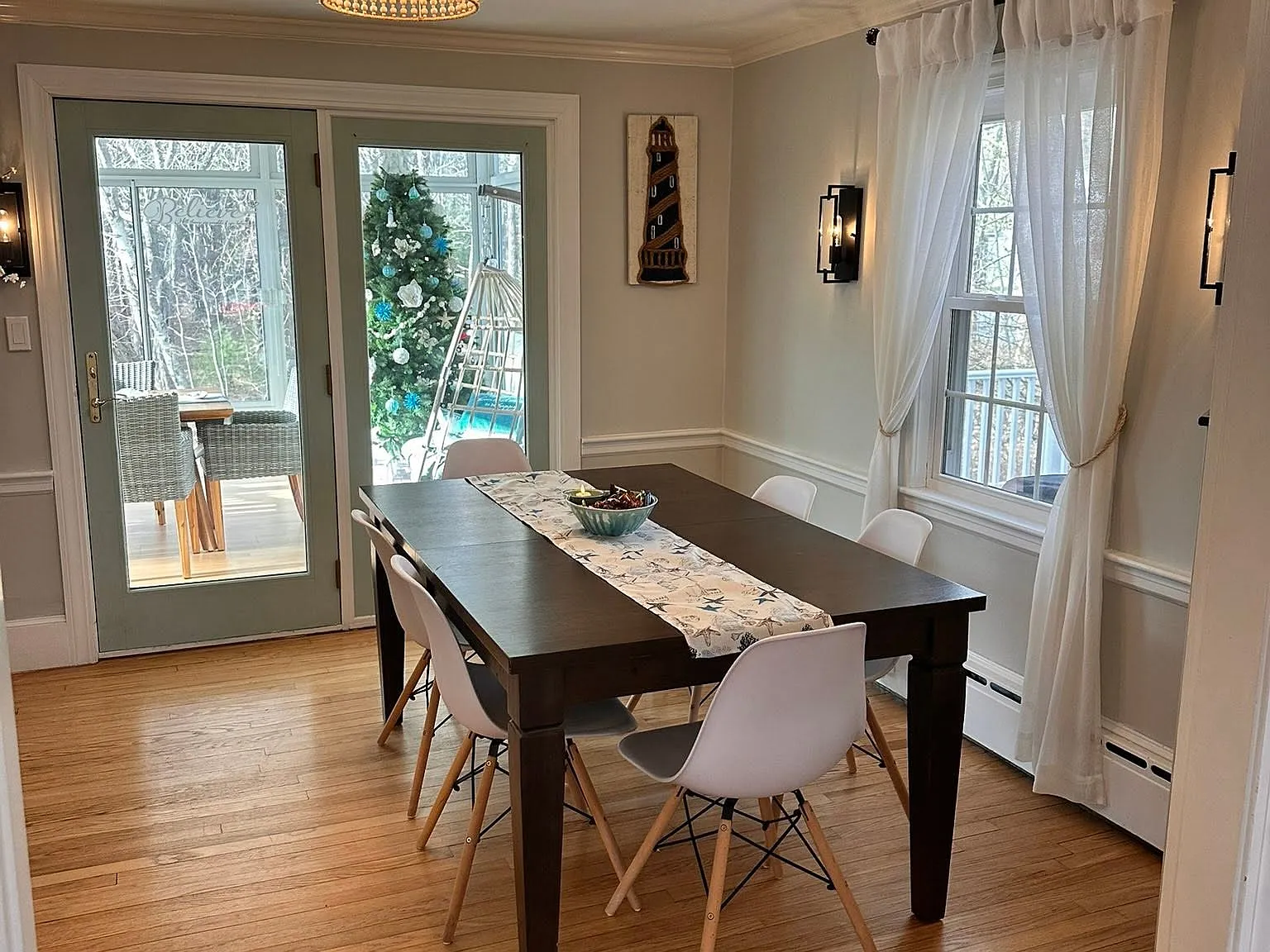 3 bed, 2033 sqft, $3,000 — Photo 3