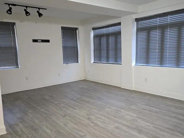 827 N State St, Jackson, MS 39202