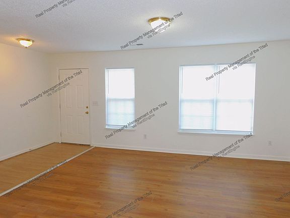 2nd image of 1500 Gatewood Ave Unit 116