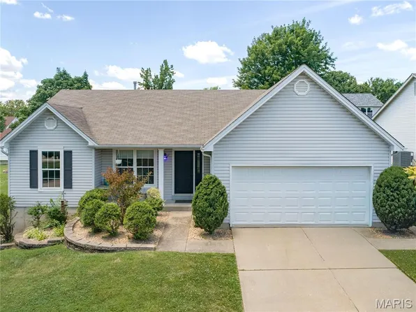 2544 Abbydale Dr, Saint Charles, MO 63303