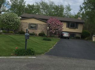 3239 Hollinswood Ct, Crown Point, IN