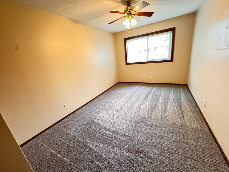 1847 Knox St #16 — Photo 9