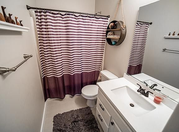 4th image of 371 W 1790 S