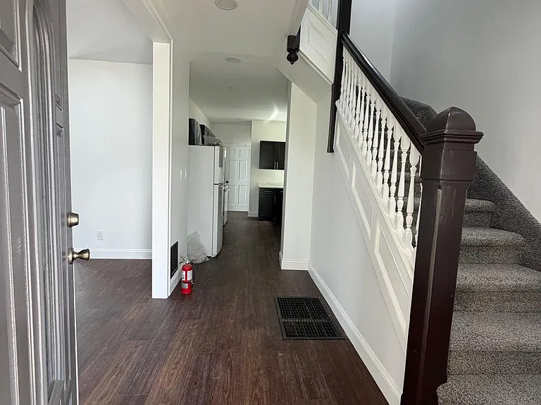 13 Grant St — Photo 1