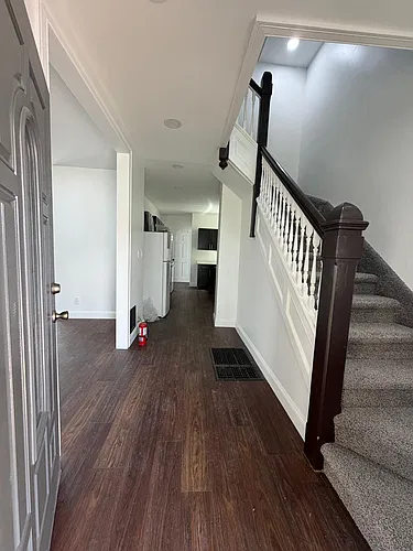 13 Grant St Photo 1