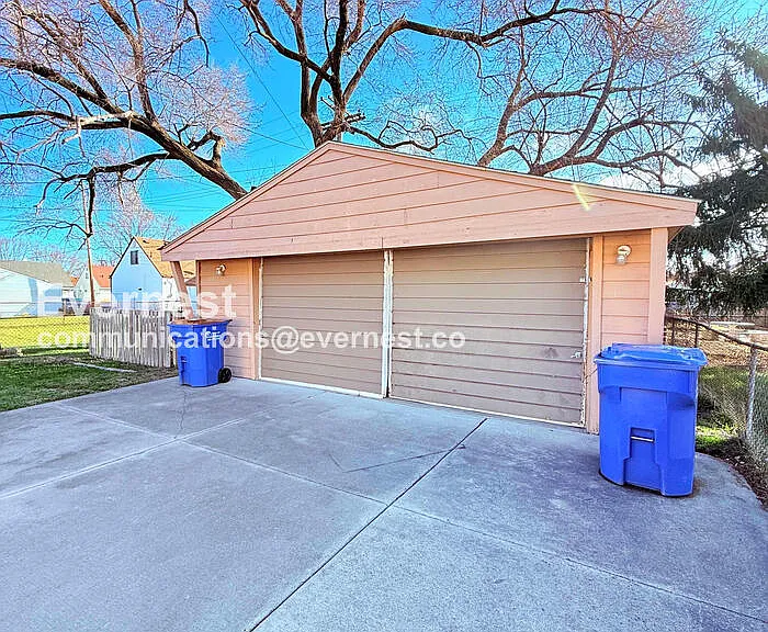 24612 Berry Ave — Photo 22