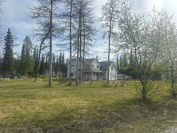 3rd image of 47021 Frances Helen Ave