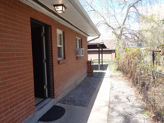 2nd image of 1055 E Wilson Ave APT 3