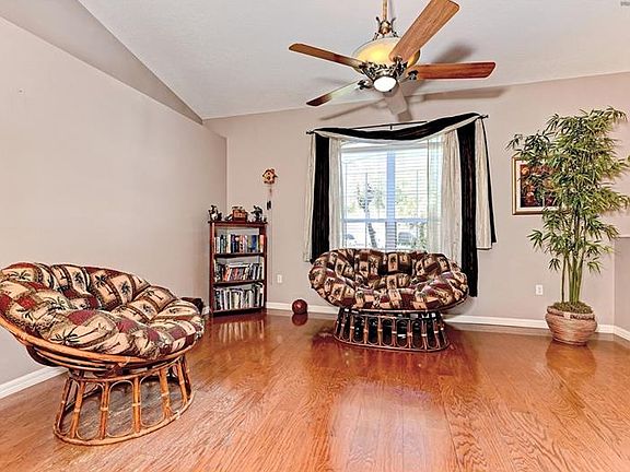 4th image of 4223 Paota Pl